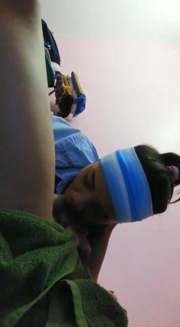 Abg Bandana Biru Nyepong